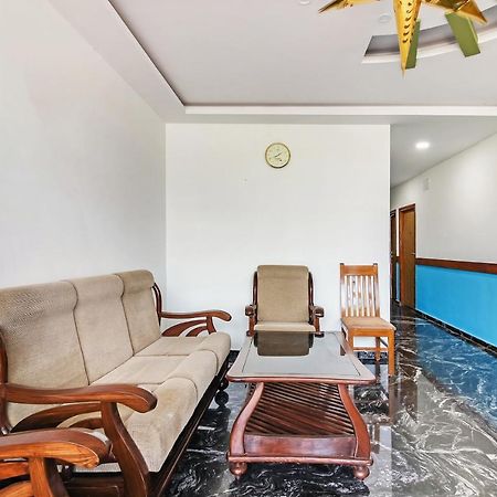 Oyo 28303 Yesh Comforts Hotel Madikeri Exterior photo