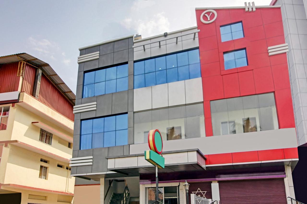 Oyo 28303 Yesh Comforts Hotel Madikeri Exterior photo